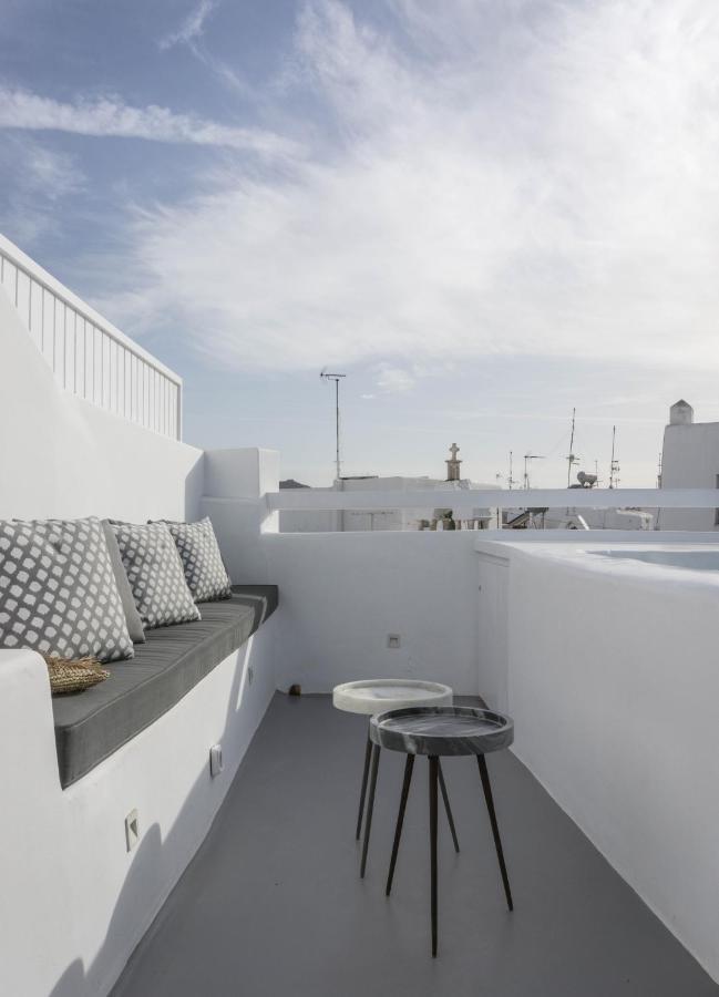Roofs Of Chora (adults Only) *